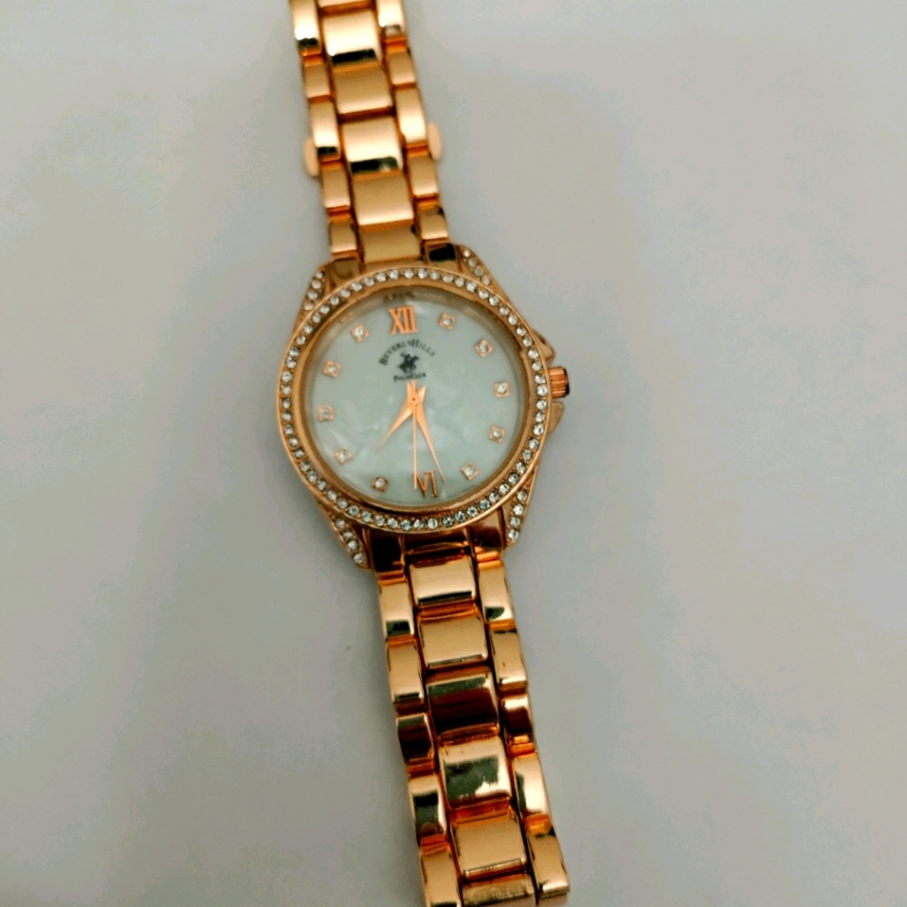 Woman's Watch ⌚ - Picture 3 of 4